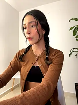 SelenaStone online show from October 17, 2025, 10:11 pm