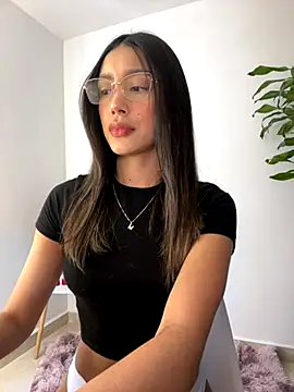 SelenaStone online show from September 13, 2025, 7:14 pm