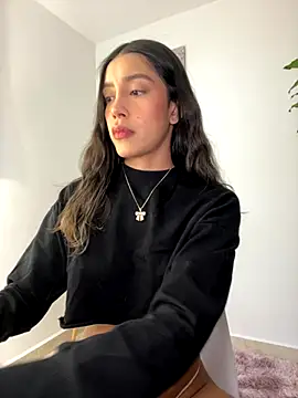 SelenaStone online show from September 11, 2025, 9:48 pm