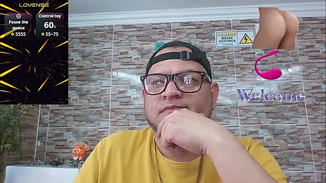 SexDiffrent online show from November 2, 2025, 5:40 pm