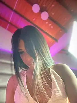 Ashly Miller online show from October 21, 2025, 7:57 pm