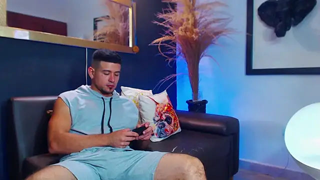 Snapshot of Markboyl chatting on September 10, 2025, 12:59 pm Markboyl online show from September 10, 2025, 12:59 pm