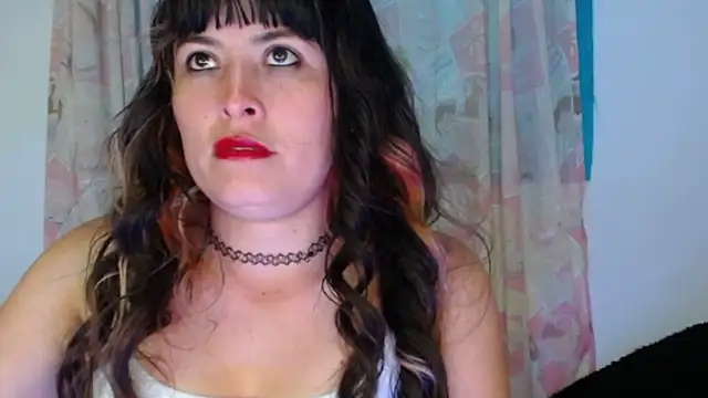 Alexandrasaenz online show from April 13, 2026, 9:30 pm