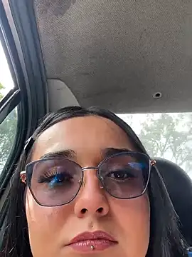 Danii vg1 online show from May 31, 2026, 5:08 pm