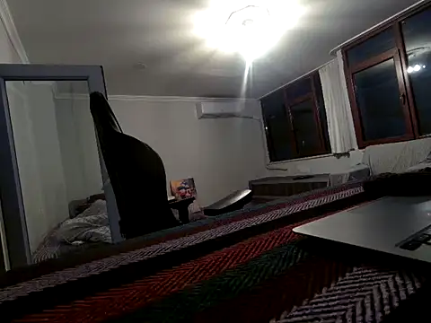 ALPHANDRE online show from November 3, 2025, 6:11 pm