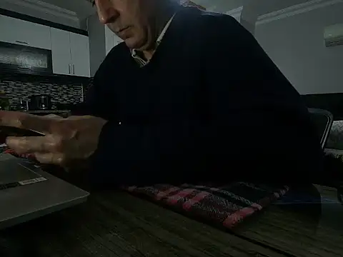 Snapshot of ALPHANDRE chatting on March 23, 2026, 6:30 pm ALPHANDRE online show from March 23, 2026, 6:30 pm