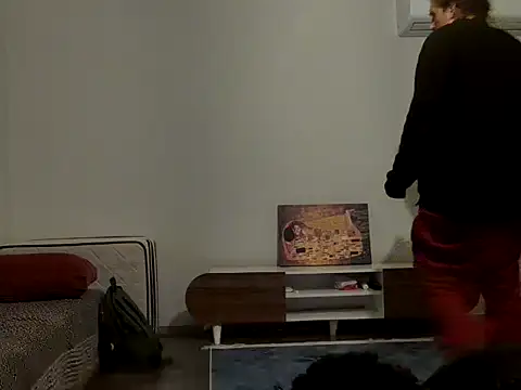 Snapshot of ALPHANDRE chatting on March 18, 2026, 8:10 pm ALPHANDRE online show from March 18, 2026, 8:10 pm