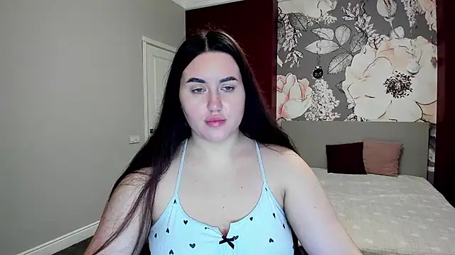 Roxie Bradley online show from February 13, 2026, 6:35 am