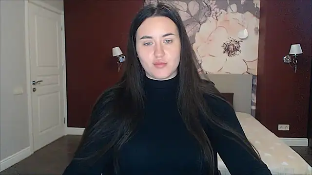 Roxie Bradley online show from March 13, 2025, 6:37 am