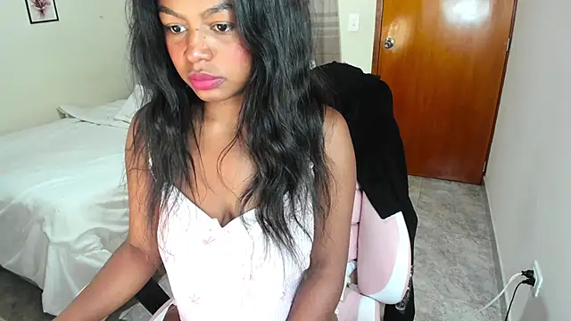 Snapshot of charlott7 chatting on February 1, 2026, 1:42 pm charlott7 online show from February 1, 2026, 1:42 pm