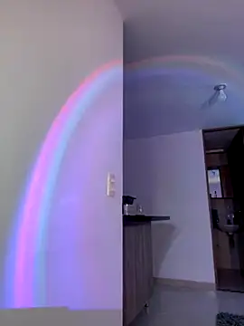 Im sophiie online show from September 14, 2025, 6:47 am