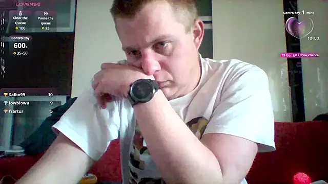 Matttthees online show from October 31, 2025, 2:35 pm