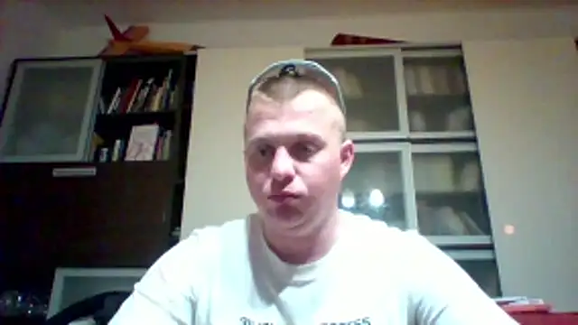 Matttthees online show from March 16, 2026, 2:41 am