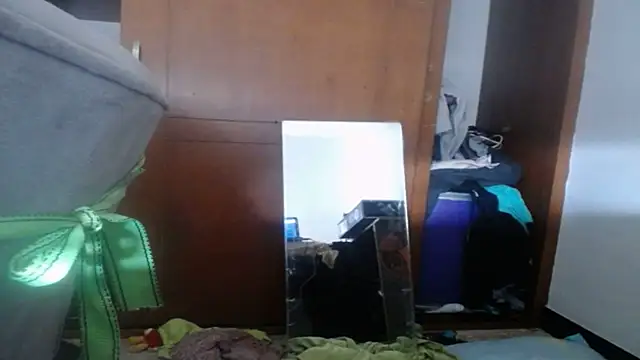 angellsexx20 online show from October 25, 2025, 7:03 pm