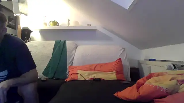 Snapshot of Cambitchboy chatting on January 7, 2026, 3:44 am Cambitchboy online show from January 7, 2026, 3:44 am