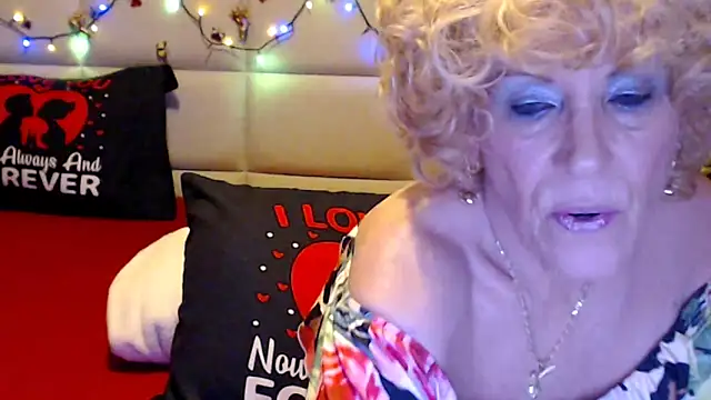 HappyWomanOn online show from March 11, 2026, 9:03 am