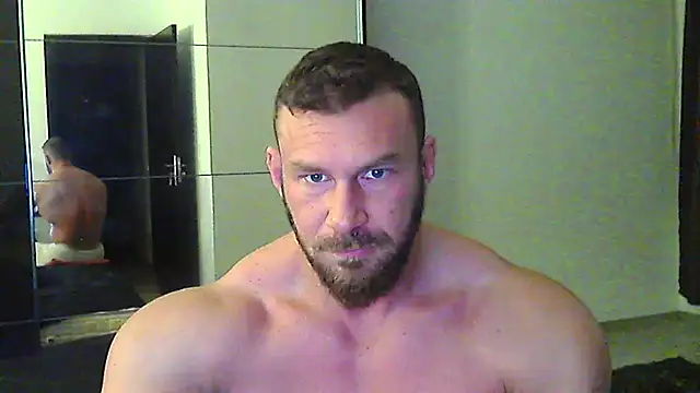 muscularkevin online show from February 28, 2026, 4:23 am