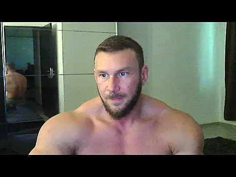 muscularkevin online show from October 15, 2025, 1:41 pm