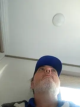 Hotredheadandtoungelasher online show from October 30, 2025, 6:49 pm