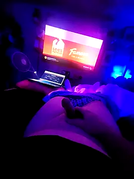 Hotredheadandtoungelasher online show from March 10, 2026, 11:03 am