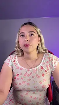 Snapshot of Irisweet_ chatting on January 16, 2026, 10:36 pm Irisweet online show from January 16, 2026, 10:36 pm