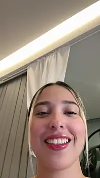 Snapshot of Irisweet_ chatting on March 9, 2026, 6:17 am Irisweet online show from March 9, 2026, 6:17 am