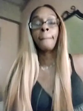 Snapshot of Jasmine_FullsShine chatting on February 15, 2026, 2:01 am Jasmine FullsShine online show from February 15, 2026, 2:01 am