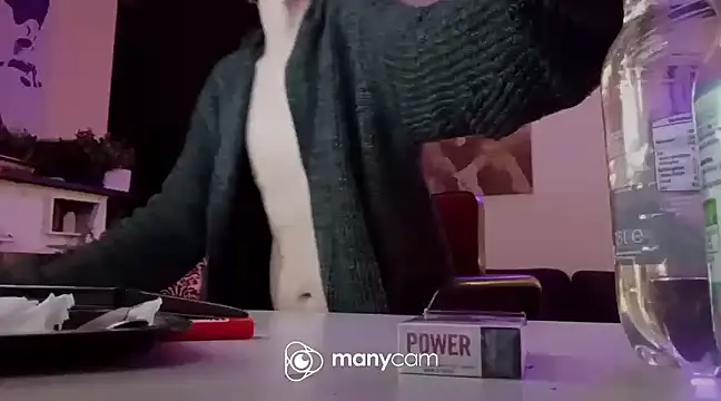 Snapshot of der_dino30 chatting on March 22, 2025, 2:59 am der dino30 online show from March 22, 2025, 2:59 am