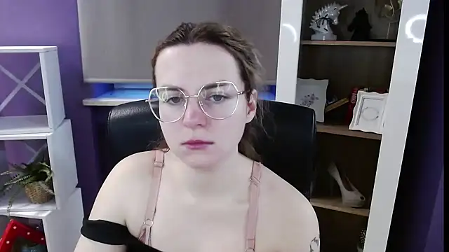 Zoey Erotic online show from April 9, 2026, 4:36 am