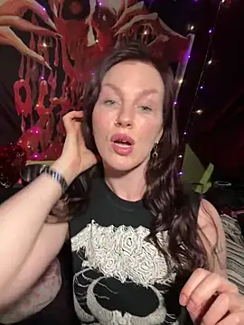 courtneyoccult online show from September 11, 2025, 5:51 am