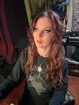 courtneyoccult online show from October 30, 2025, 12:53 am