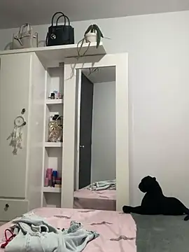 Kataliina online show from March 22, 2025, 5:49 am