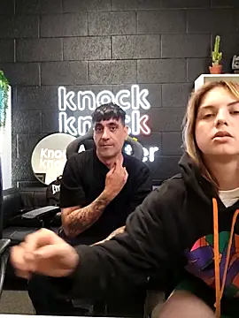 Elnonoykeila77 online show from November 11, 2025, 10:26 pm