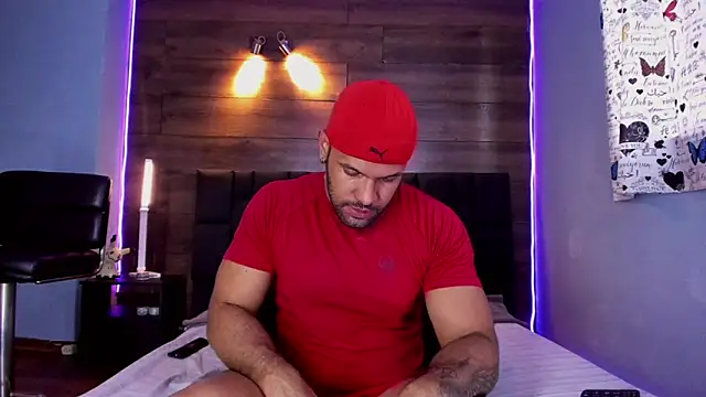 Snapshot of anthonylatynxd chatting on November 18, 2025, 8:12 pm anthonylatynxd online show from November 18, 2025, 8:12 pm