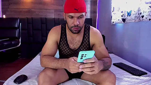 Snapshot of anthonylatynxd chatting on November 25, 2025, 5:02 pm anthonylatynxd online show from November 25, 2025, 5:02 pm