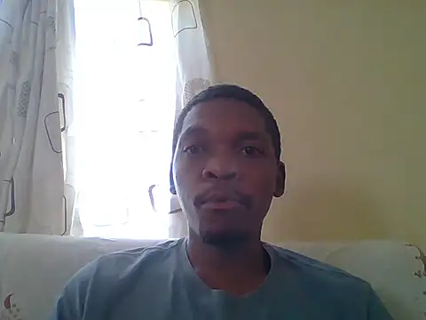 Snapshot of EarthyBull chatting on January 17, 2025, 12:10 pm EarthyBull online show from January 17, 2025, 12:10 pm