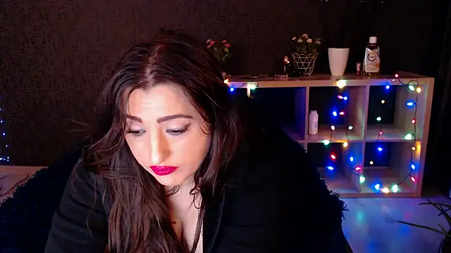 Snapshot of RebeccaStone chatting on February 4, 2025, 12:51 am RebeccaStone online show from February 4, 2025, 12:51 am
