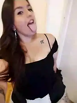 Snapshot of piiruwx chatting on December 10, 2024, 7:54 pm piiruwx online show from December 10, 2024, 7:54 pm