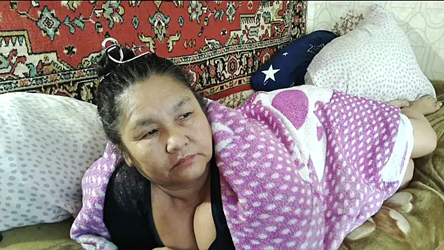 Zulfiya Bruce online show from June 22, 2026, 3:47 am