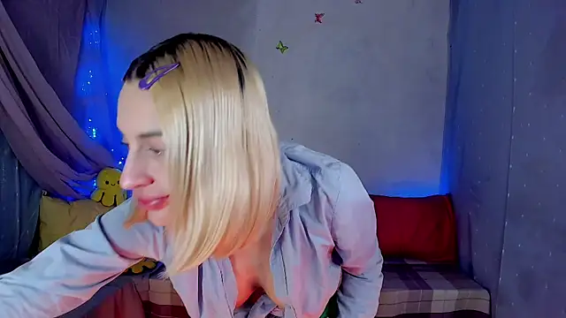 LickLizzy online show from February 25, 2026, 10:31 pm