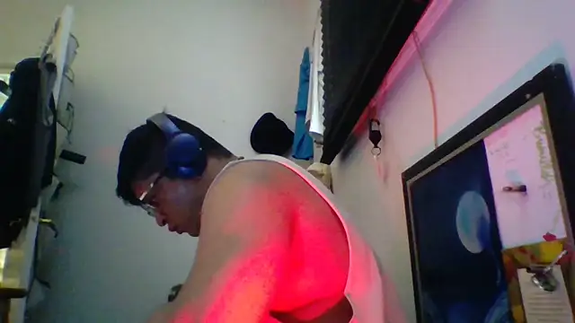 CleanGrey online show from March 29, 2026, 9:38 pm