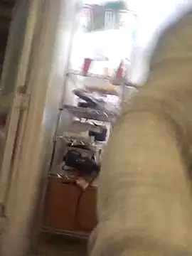 Snapshot of sweetcheekzx chatting on April 16, 2026, 4:46 am sweetcheekzx online show from April 16, 2026, 4:46 am