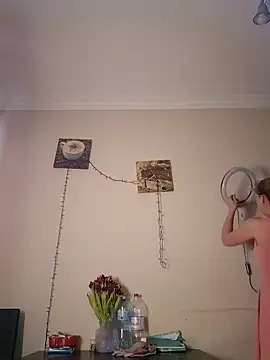 Keli Jessi online show from February 20, 2026, 1:35 pm