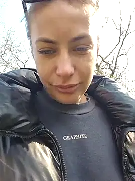 Keli Jessi online show from April 5, 2026, 12:12 pm