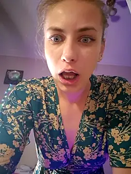 Keli Jessi online show from April 9, 2026, 6:14 pm