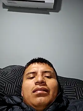 Snapshot of Diablo9804 chatting on October 1, 2025, 11:25 am Diablo9804 online show from October 1, 2025, 11:25 am