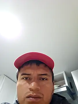 Snapshot of Diablo9804 chatting on October 19, 2025, 11:35 am Diablo9804 online show from October 19, 2025, 11:35 am