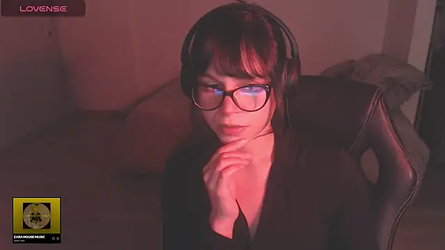 modjo  online show from December 14, 2025, 5:02 am