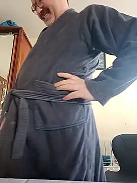 Snapshot of mike9473 chatting on November 5, 2025, 8:50 am mike9473 online show from November 5, 2025, 8:50 am