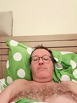 Snapshot of mike9473 chatting on September 24, 2025, 9:54 pm mike9473 online show from September 24, 2025, 9:54 pm